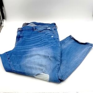 Torrid boyfriend straight vintage stretch size 26R light to medium wash